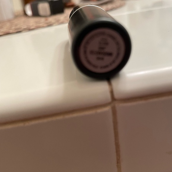 Brand New Mac Matte Lipstick - 646 Marakesh - Picture 7 of 8